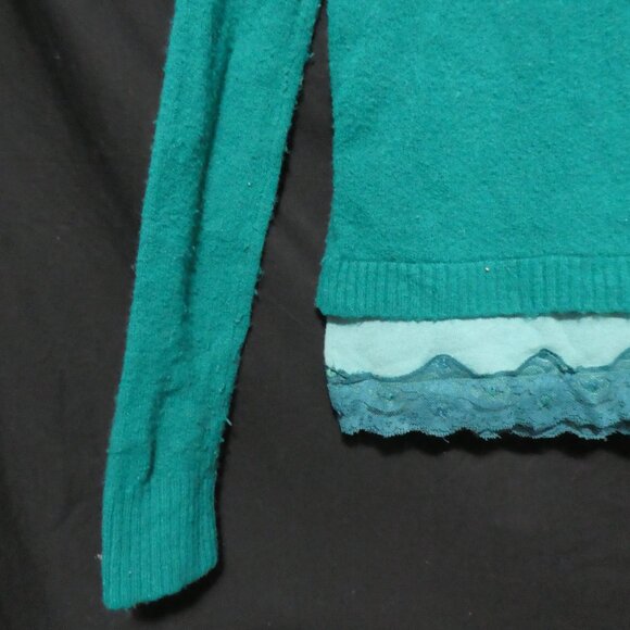 Unique Item | TAKEOUT | medium | Zip-Up Hooded Sweater - Lace Cami - Combo - Picture 12 of 15